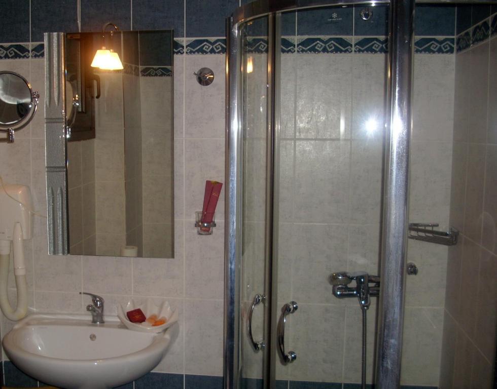 Nostos Hotel Loutraki  Ruang foto