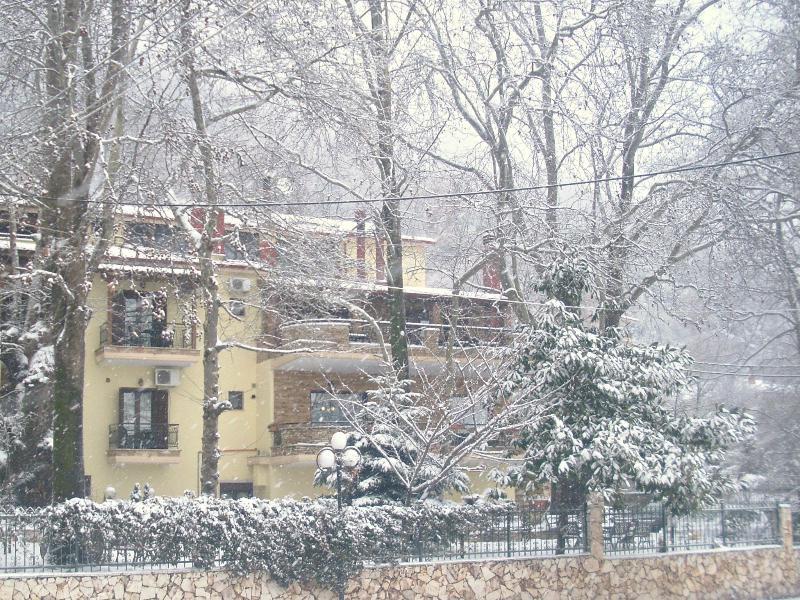 Nostos Hotel Loutraki  Bagian luar foto
