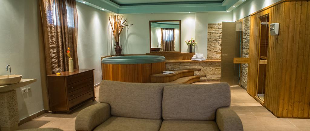 Nostos Hotel Loutraki  Bagian luar foto