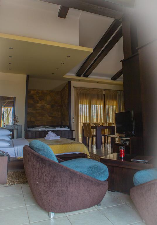 Nostos Hotel Loutraki  Bagian luar foto