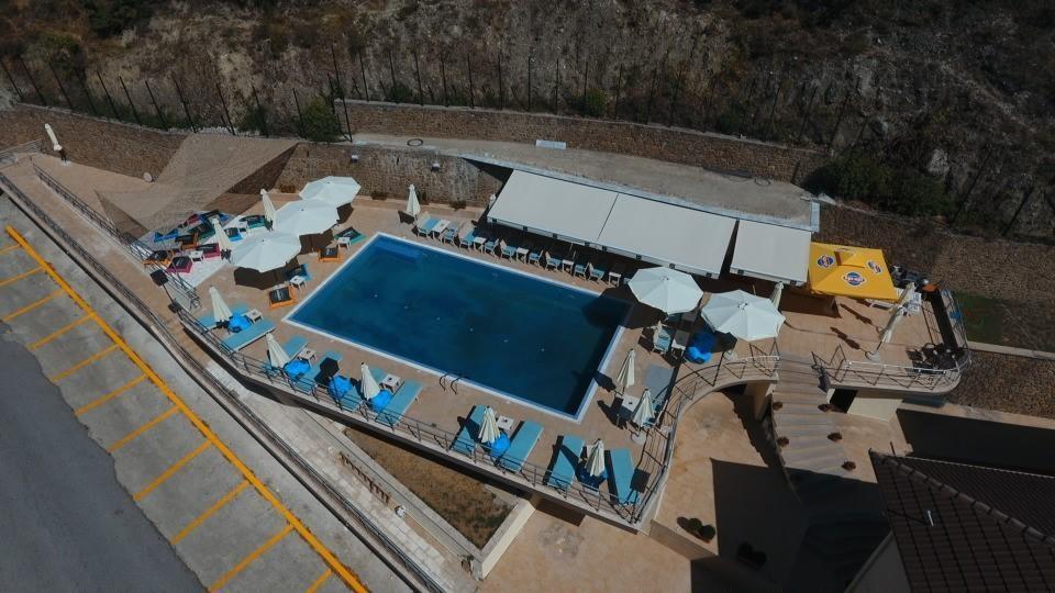 Nostos Hotel Loutraki  Bagian luar foto